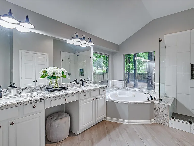 18207 Red Eagle Ct — Photo 40