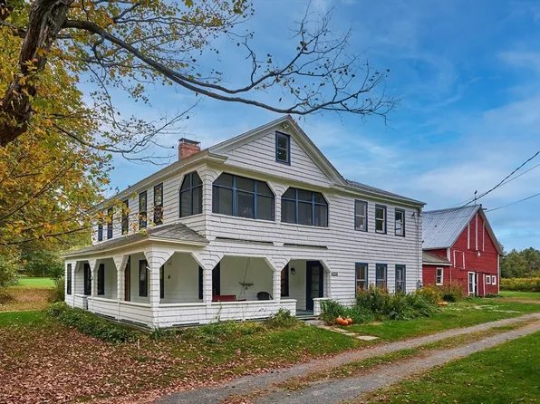 12 N Central St, Plainfield, MA 01070