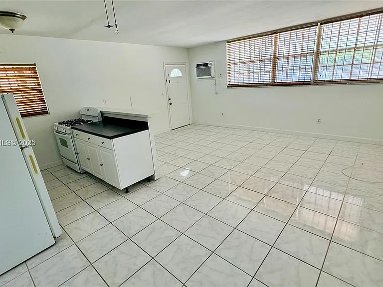 8000 Tatum Waterway Dr #1 — Photo 6