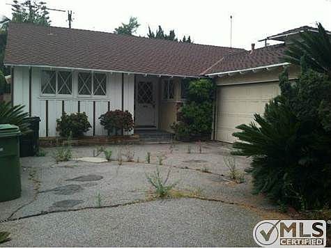1st image of 13516 Cantara St