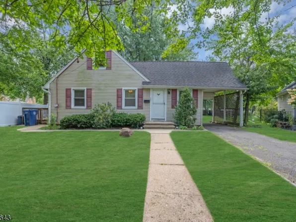 302 West Ln, Clark Twp., NJ 07066