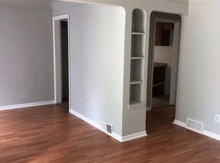 18555 Edinborough Rd, Detroit, MI 48219