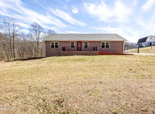 1208 Dutch Valley Rd, Clinton, TN 37716