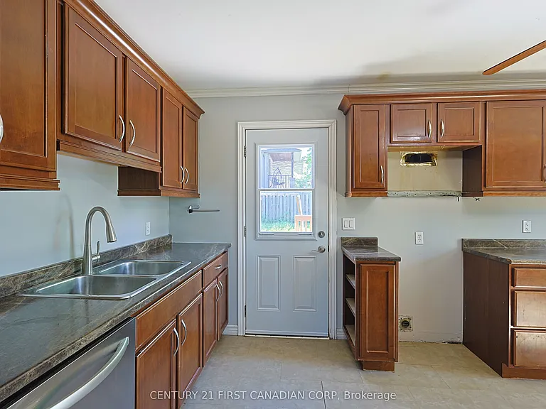 1218 Hamilton Rd — Photo 13