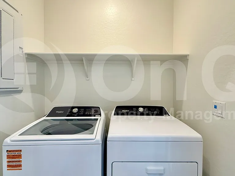 1444 E Edwin St — Photo 17