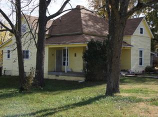 615 S Cherry St, Harrison, AR 72601