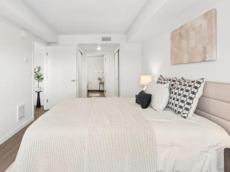 The Landing at Harbor Pointe — Photo 18