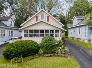 2440 Monica Hts, Niskayuna, NY 12309