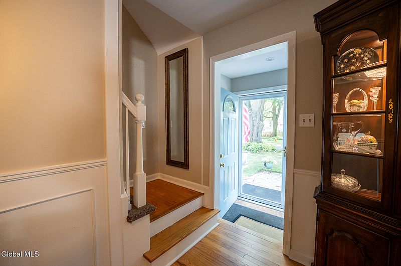 2nd image of 24 Greenleaf Drive