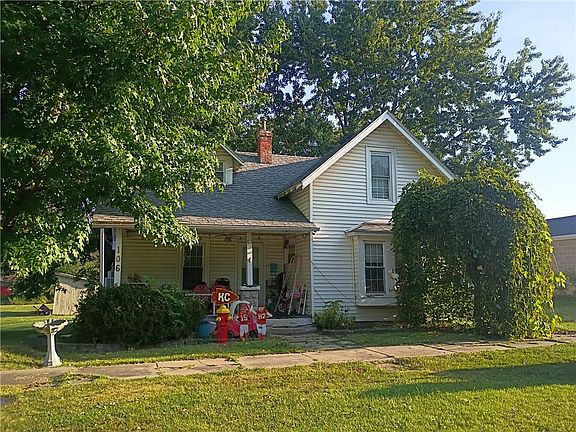 2nd image of 106 W 5th St