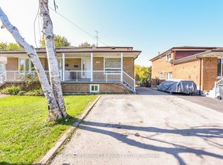 3442 Laddie Cres, Mississauga, ON L4T 1N1