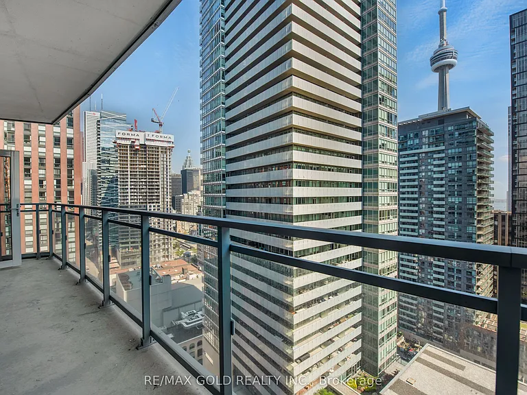 21 Widmer St #2209 — Photo 17