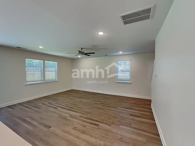 6067 Rosemore Ln — Photo 9