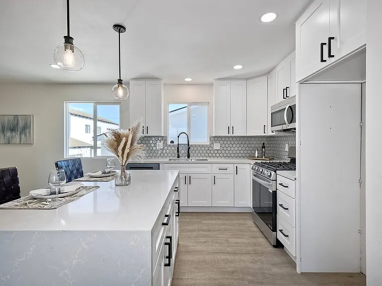 Coastal Living at Its Finest Brand-New 2 Bedroom Near Imperial Beach! — Photo 14