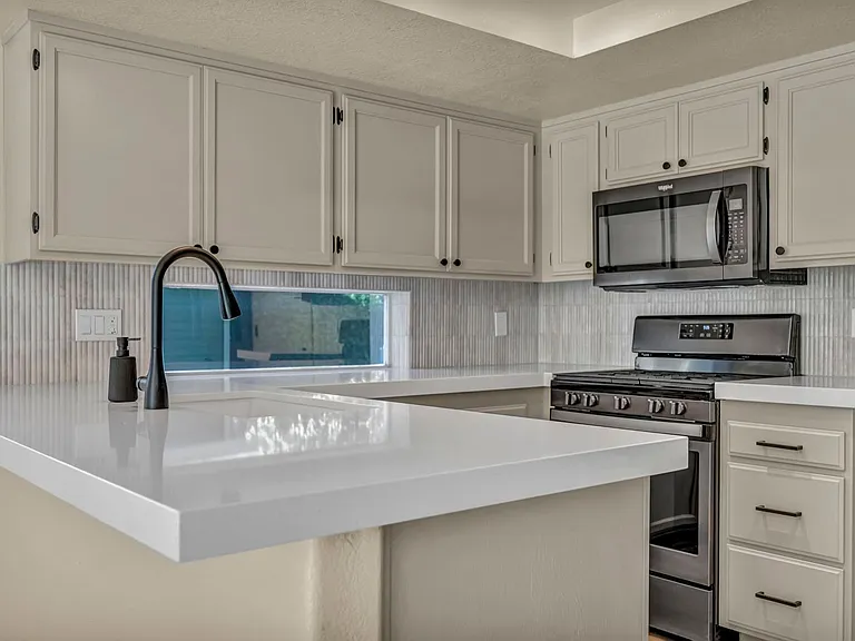 7554 Wheeldale Cir — Photo 5
