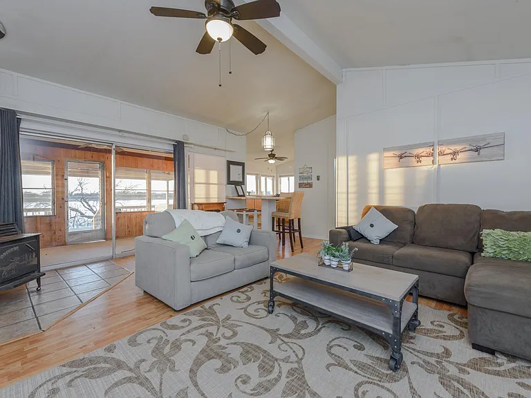 12185 Mimosa Ln — Photo 2