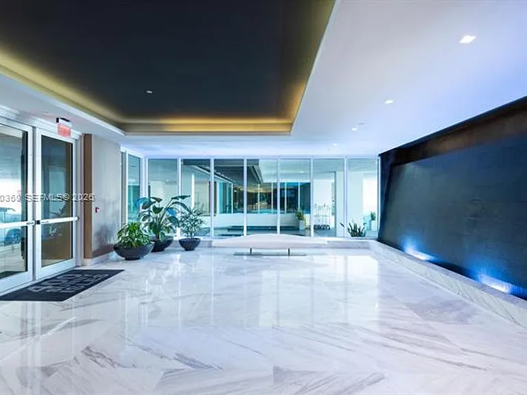 400 Sunny Isles Blvd #CU-104 — Photo 31