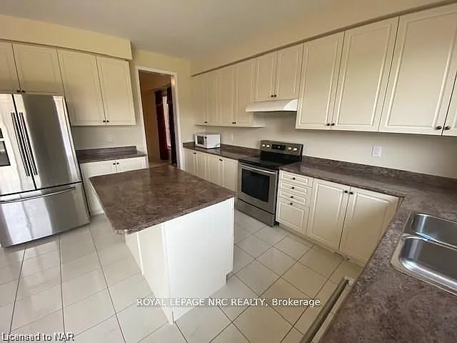 7801 Sassafras Trl — Photo 18