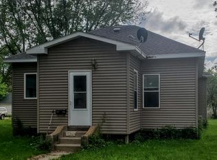 1344 3rd Ave, Windom, MN 56101