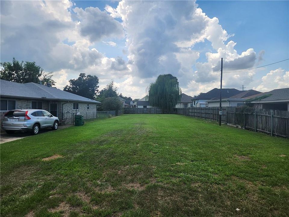 1st image of 708 Faun St