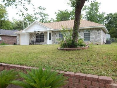 134 N Forest Dr, Willis, TX, 77378
