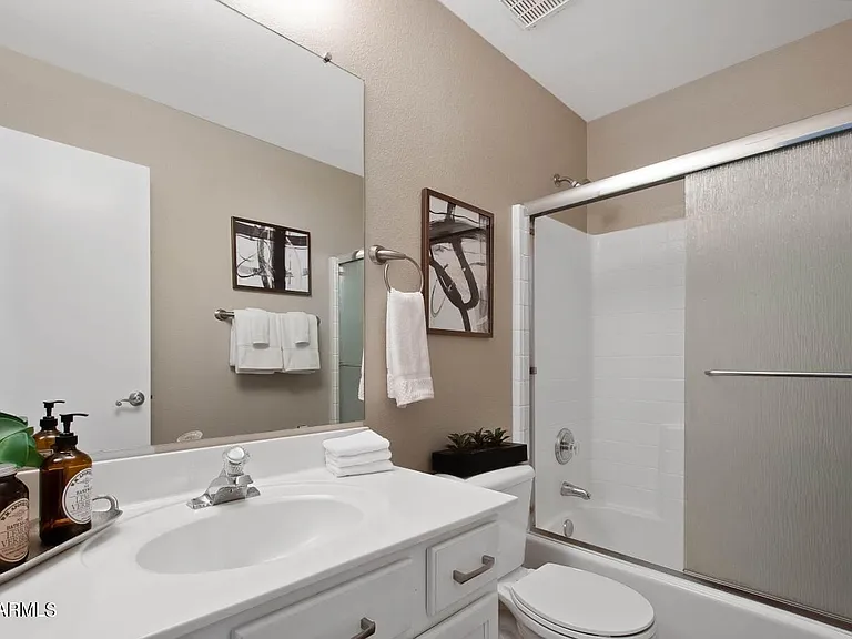 6494 S Foothills Dr — Photo 9