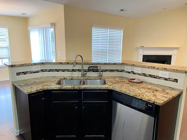 617 Cheltenham Dr — Photo 10
