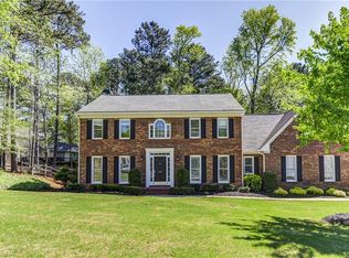 910 White Oak Pass, Alpharetta, GA 30005