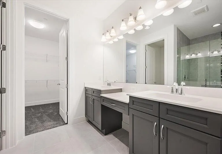 12546 Gross Pointe Dr — Photo 8