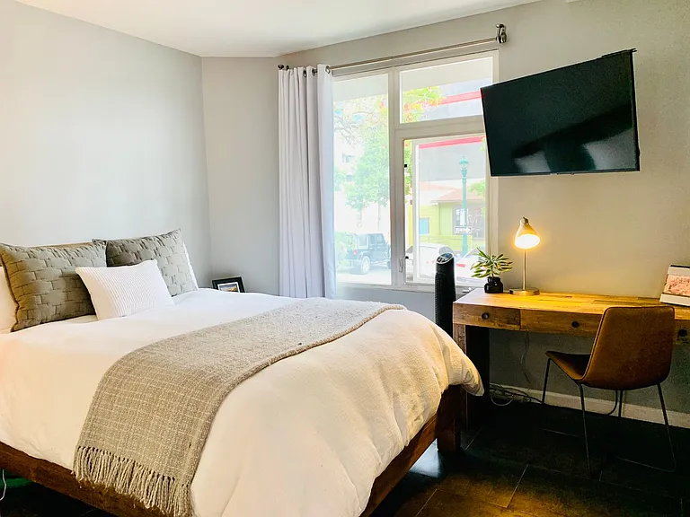 602 W Fir St W #105 — Photo 11
