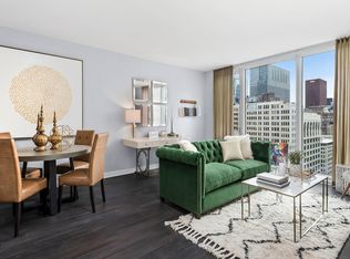 24 W Randolph St #1310, Chicago, IL 60601