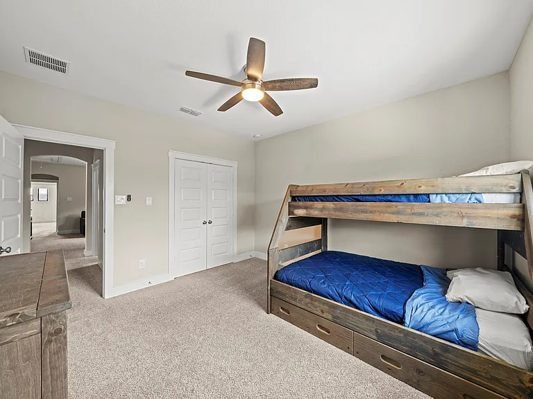 18507 Parkland Square Pl — Photo 24