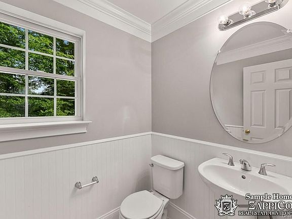 5th image of 7 Deer Hill Ln