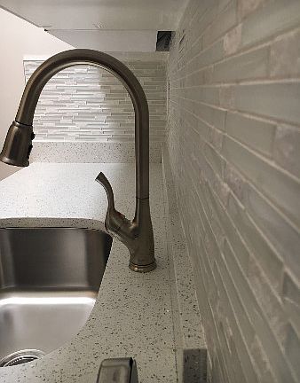 4th image of 321 E 89th St APT 1D