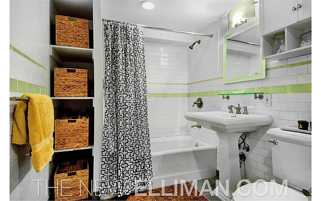 Rented by Douglas Elliman | media 39