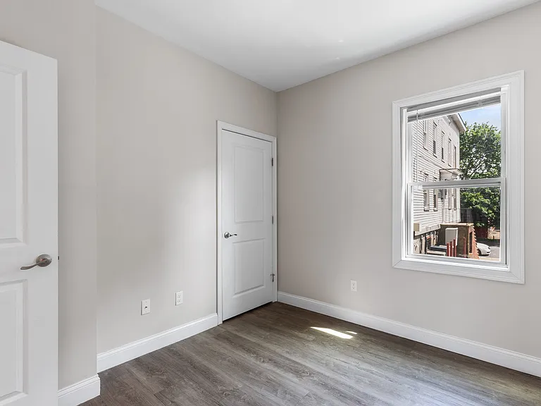 14 Trenton St #STREET1 — Photo 16