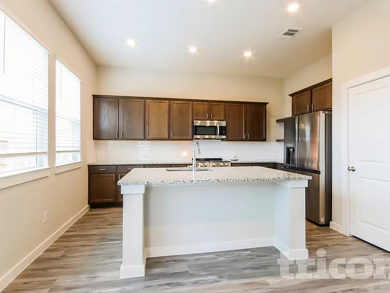 22726 Terrazzo Dr — Photo 5