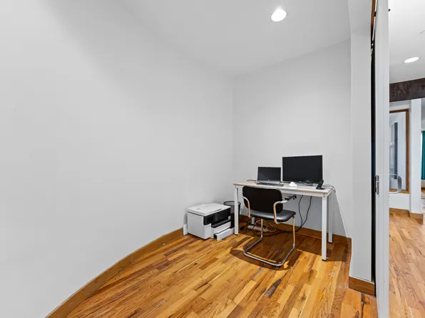 37 Bridge Street image 11 of 37