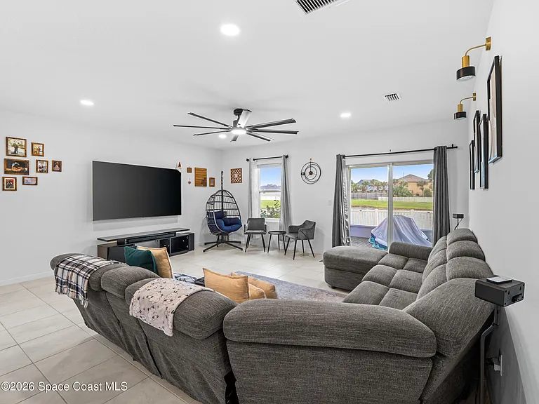 2005 Diablo Cir SW — Photo 10