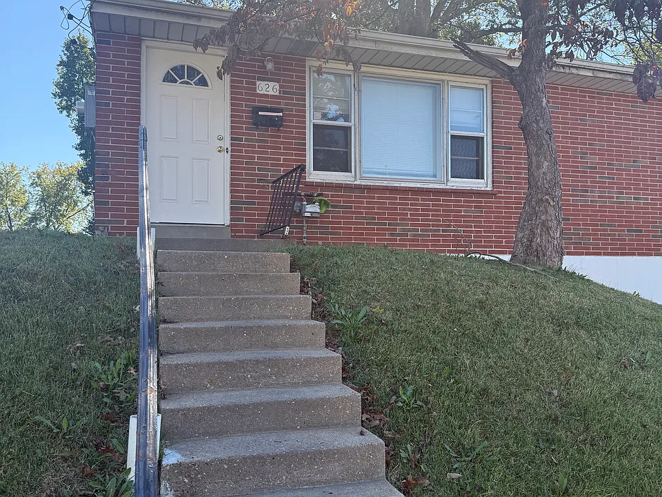626 Chambers Rd