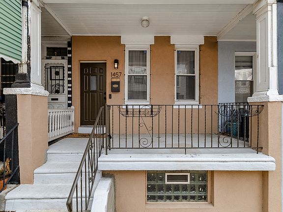 2nd image of 1457 N Corlies St