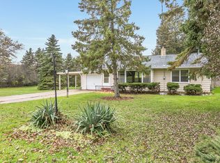 1018 S Emmertsen Rd, Racine, WI 53406