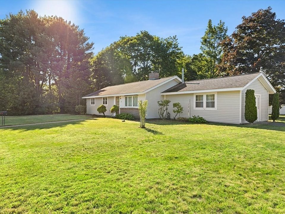 1st image of 73 Oak Ridge Dr W