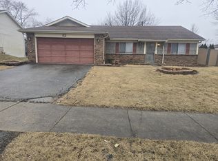 52 Pheasant Rd, Matteson, IL 60443