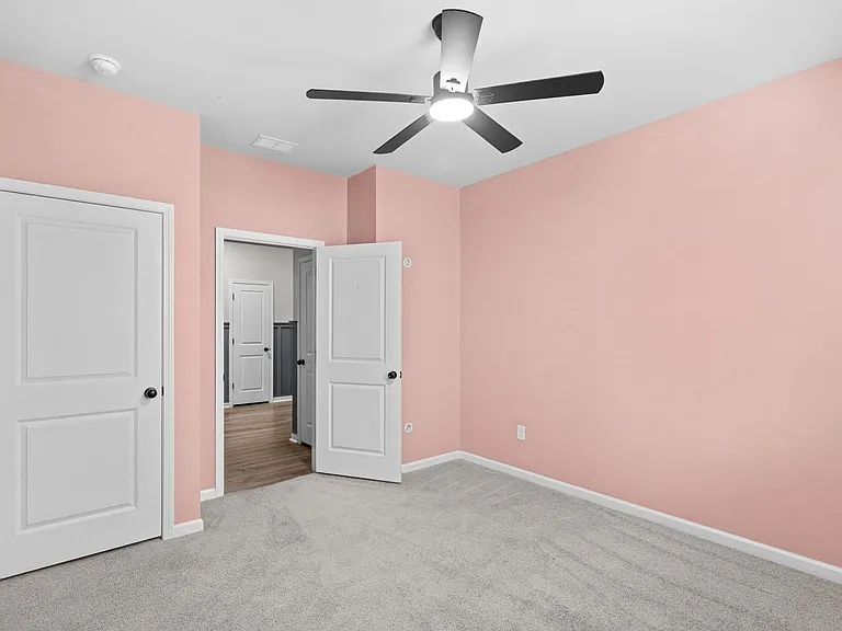 730 Gryffindor Dr — Photo 32