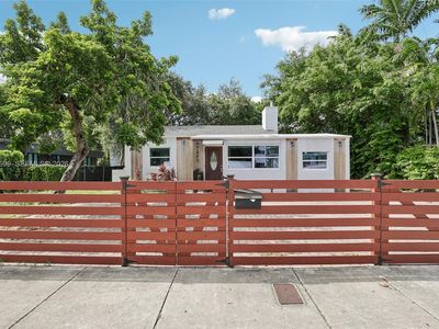 666 NE 62nd St, Miami, FL, 33138