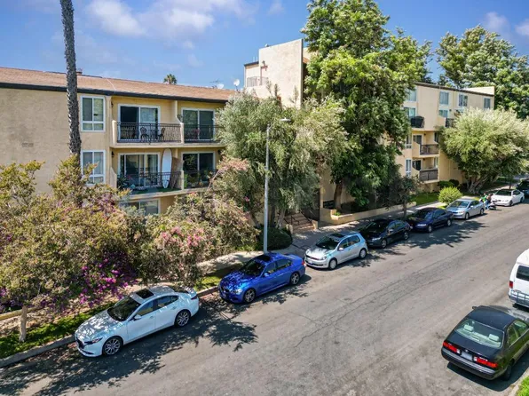 5257 Radford Ave Unit 205, Valley Village, CA 91607