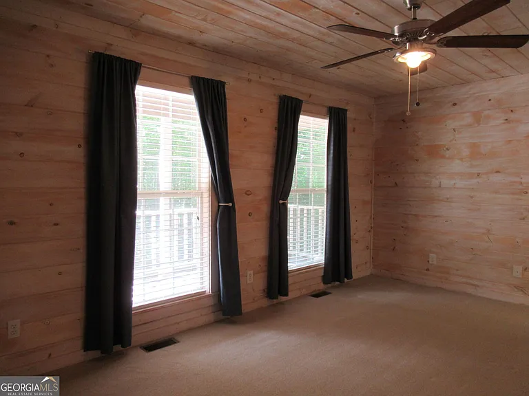 139 Trevor Trl — Photo 18