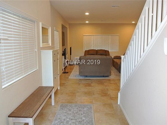 3rd image of 7634 Phoenix Peak St