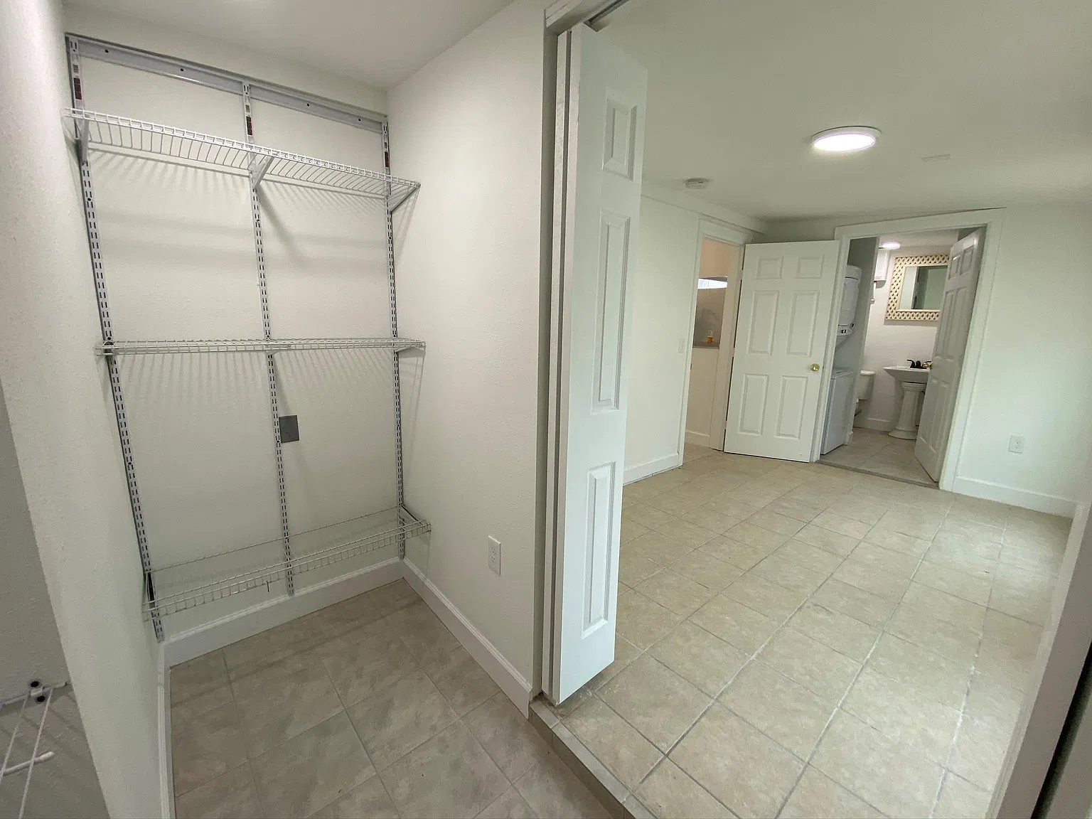 3 bed, 2.0 bath, 1639 sqft, $1,600 — Photo 4